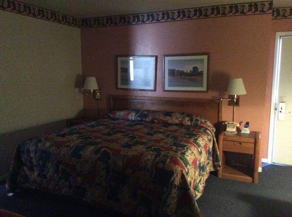 Econo Lodge Springerville Bagian luar foto