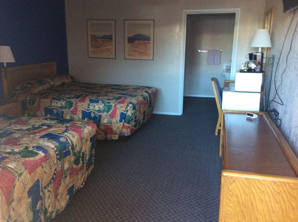 Econo Lodge Springerville Bagian luar foto