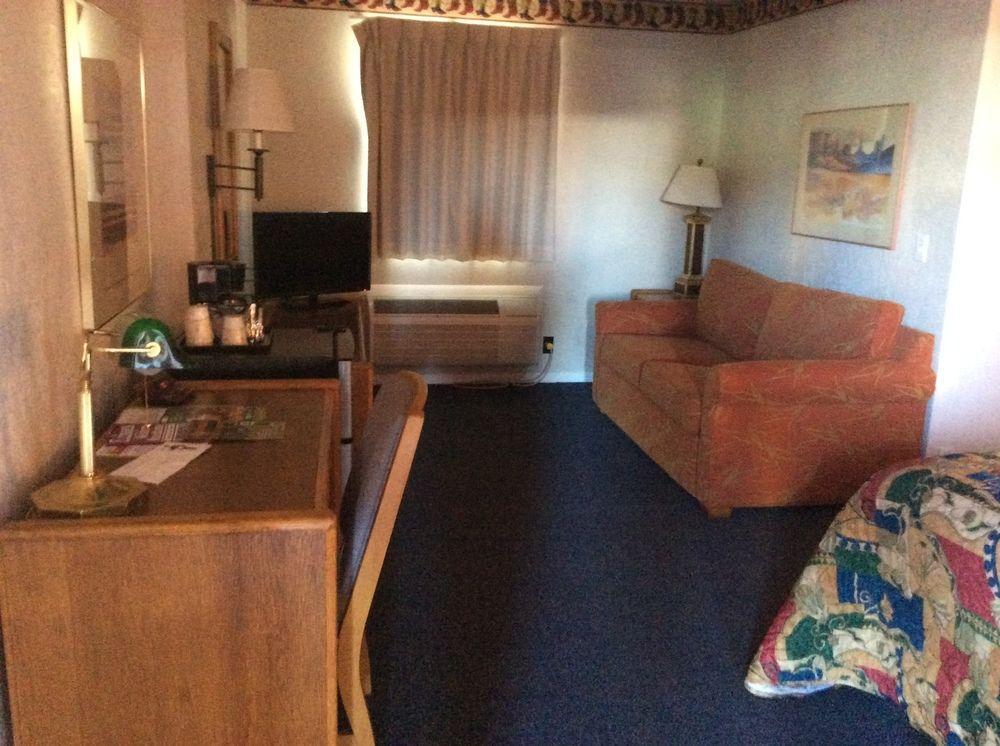 Econo Lodge Springerville Bagian luar foto