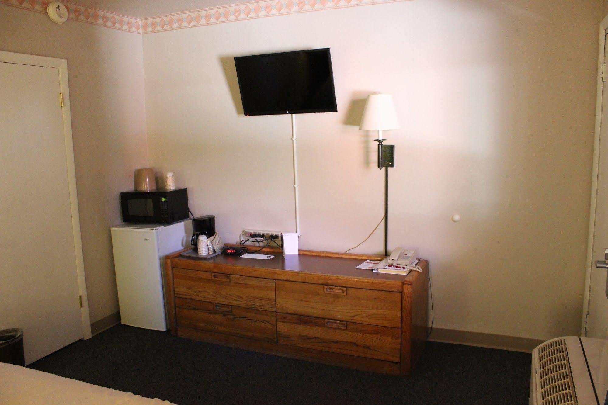 Econo Lodge Springerville Bagian luar foto