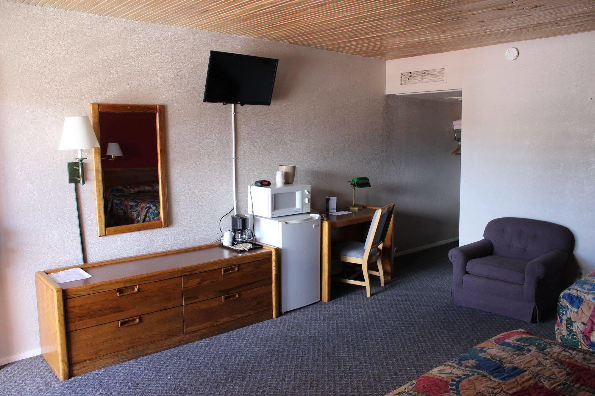 Econo Lodge Springerville Bagian luar foto