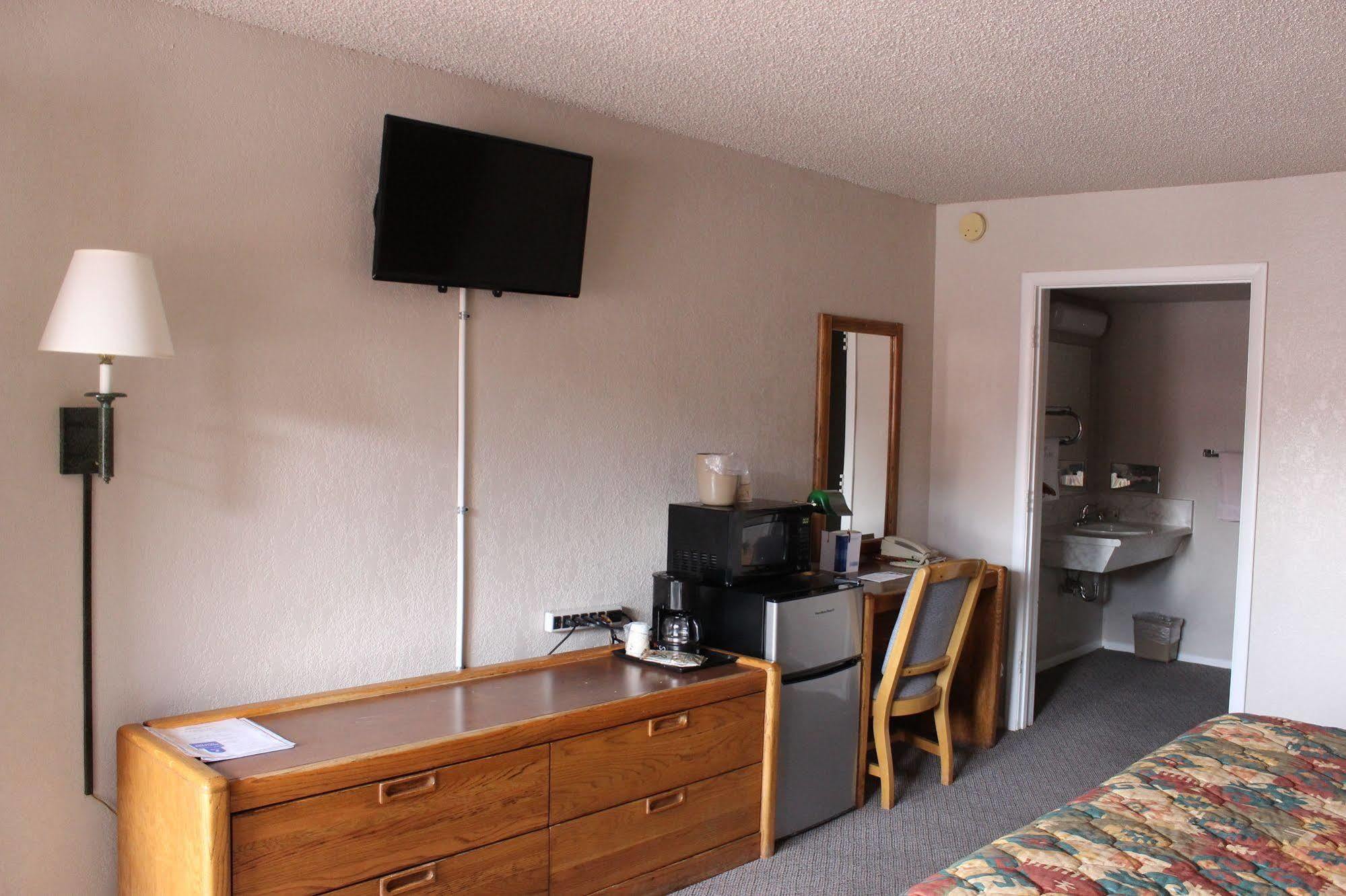 Econo Lodge Springerville Bagian luar foto
