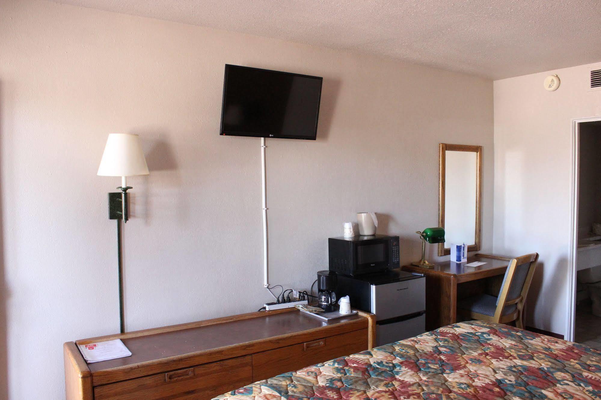 Econo Lodge Springerville Bagian luar foto
