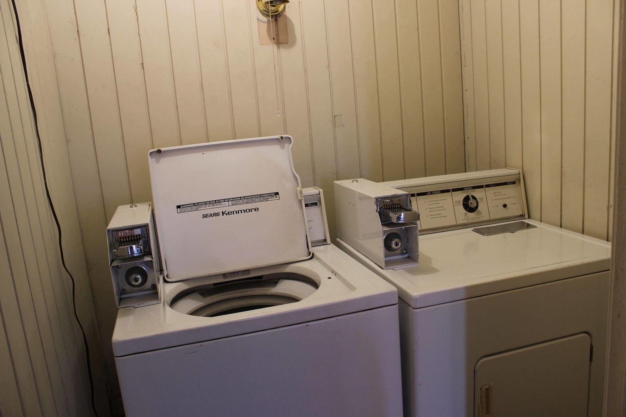 Econo Lodge Springerville Bagian luar foto